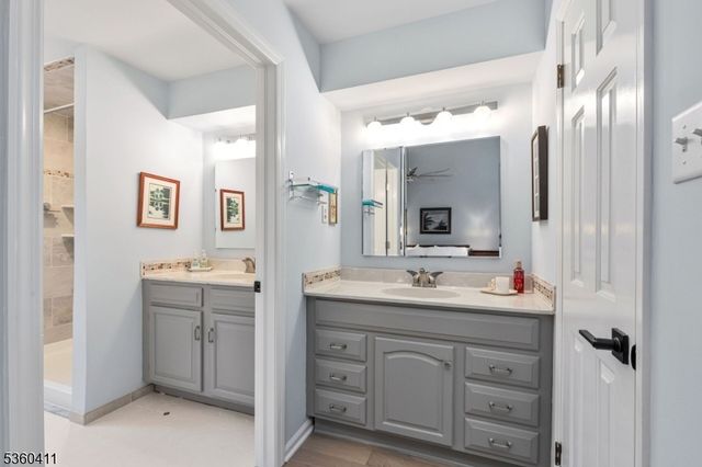 8 Maddaket, Scotch Plains Twp., NJ 07076