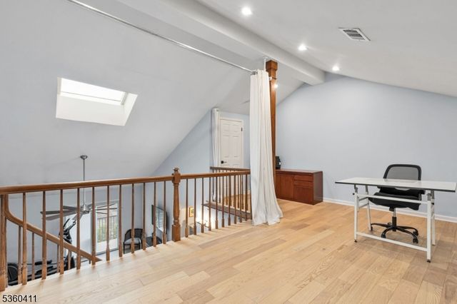 8 Maddaket, Scotch Plains Twp., NJ 07076