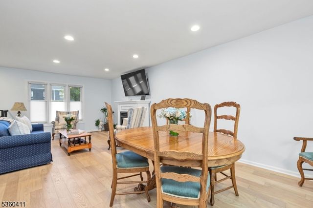 8 Maddaket, Scotch Plains Twp., NJ 07076