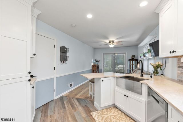 8 Maddaket, Scotch Plains Twp., NJ 07076