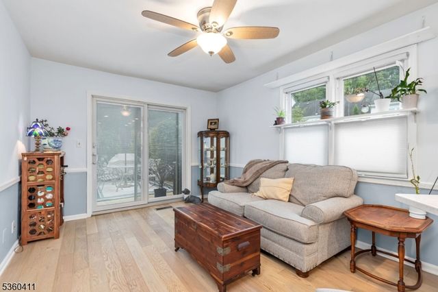 8 Maddaket, Scotch Plains Twp., NJ 07076