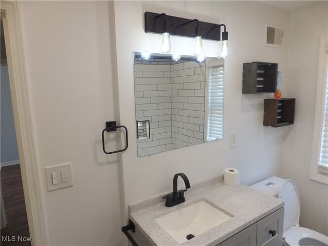 10201 Dove Avenue, Cleveland, OH 44105