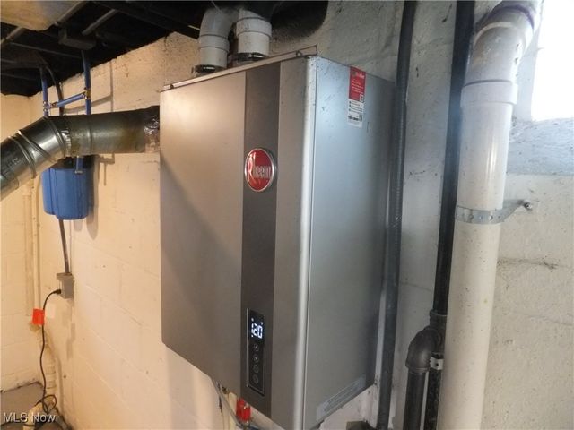 10201 Dove Avenue, Cleveland, OH 44105