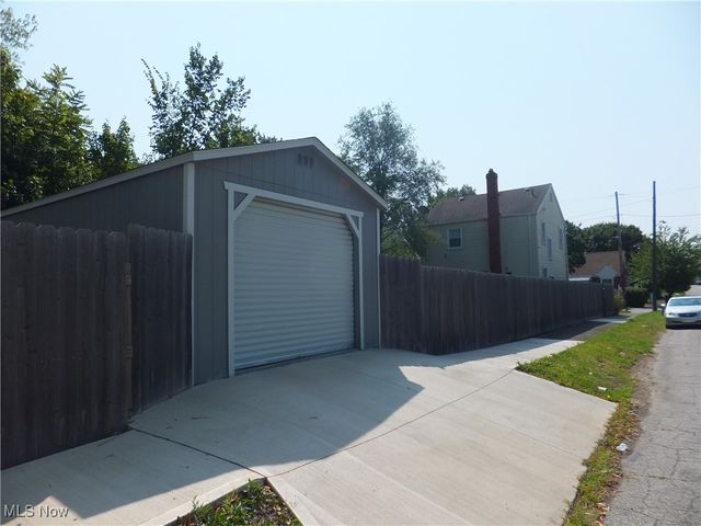 10201 Dove Avenue, Cleveland, OH 44105