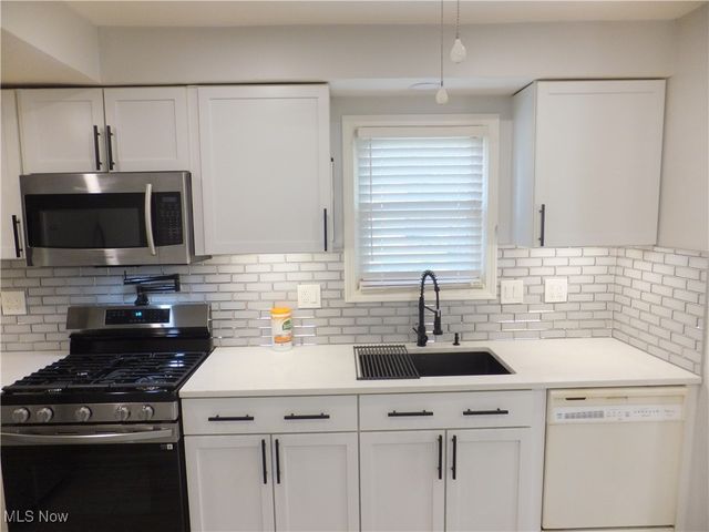 10201 Dove Avenue, Cleveland, OH 44105