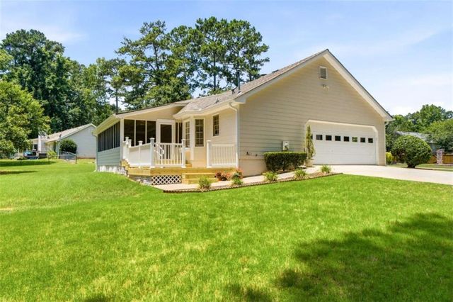 230 Pine Tree Lane, Mcdonough, GA 30252