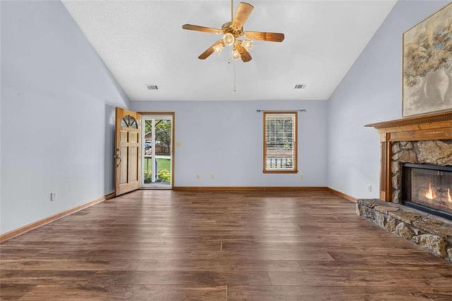 230 Pine Tree Lane, Mcdonough, GA 30252