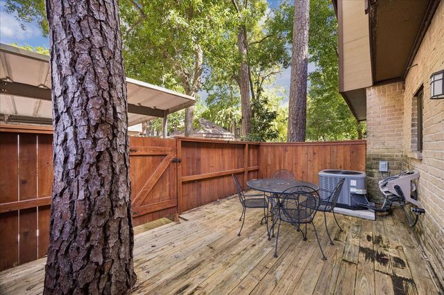 11711 Memorial Drive 203, Houston, TX 77024