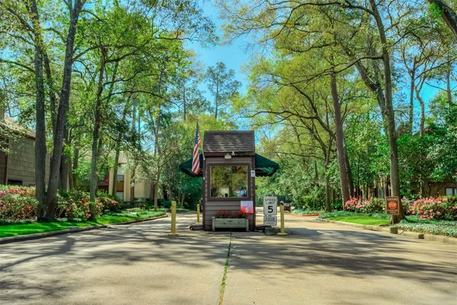 11711 Memorial Drive 203, Houston, TX 77024