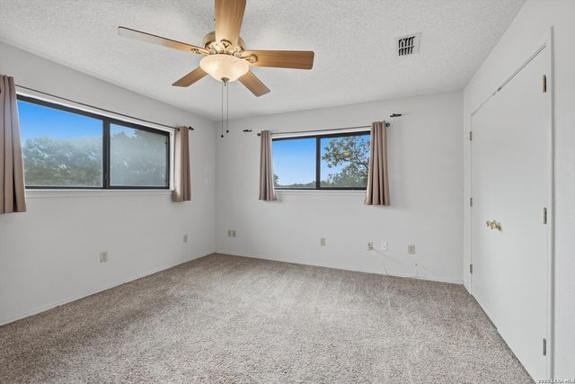6118 Windy Knoll, Windcrest, TX 78239