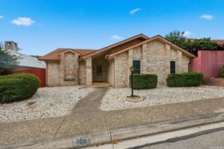 6118 Windy Knoll, Windcrest, TX 78239