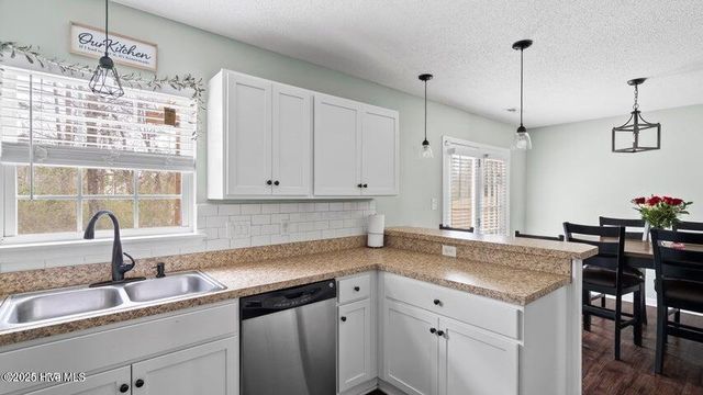 129 Suffolk Circle, Jacksonville, NC 28546