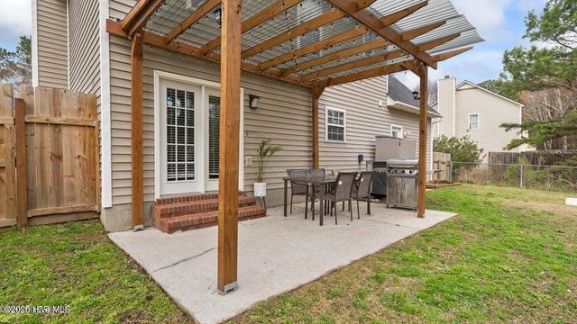 129 Suffolk Circle, Jacksonville, NC 28546