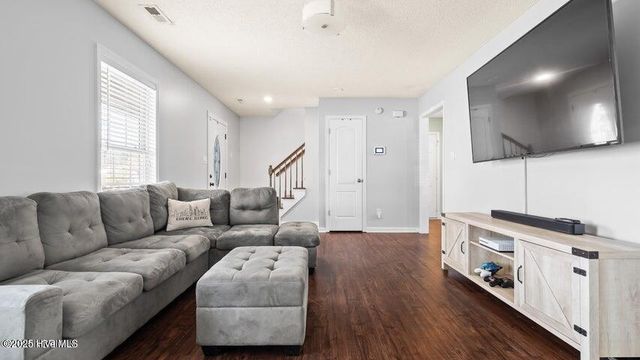 129 Suffolk Circle, Jacksonville, NC 28546