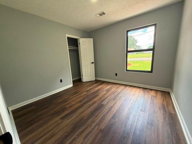 5602 Phillips Drive, Morrow, GA 30260