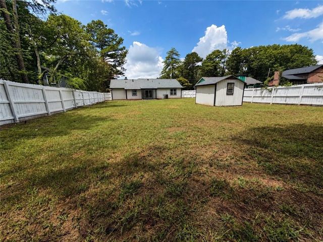 5602 Phillips Drive, Morrow, GA 30260