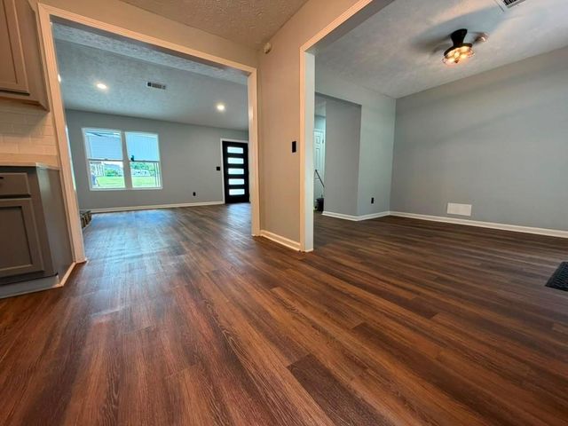 5602 Phillips Drive, Morrow, GA 30260