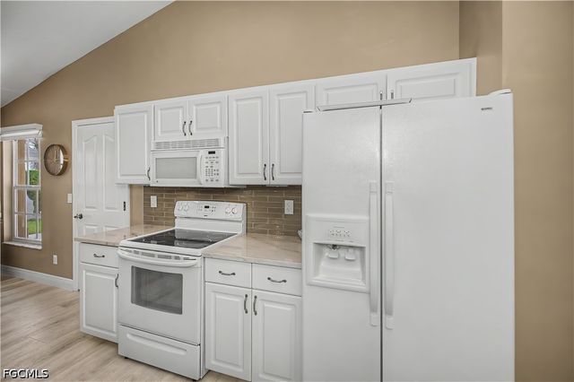 3718 SABAL SPRINGS BLVD, North Fort Myers, FL 33917