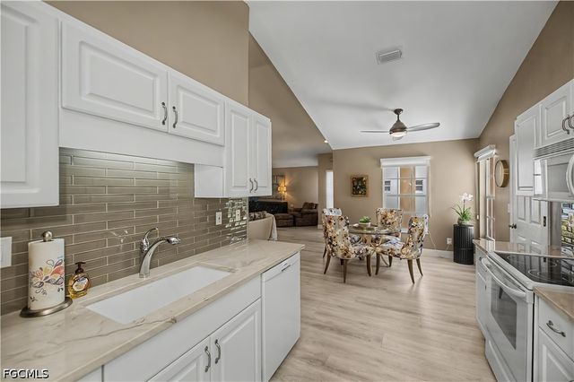 3718 SABAL SPRINGS BLVD, North Fort Myers, FL 33917