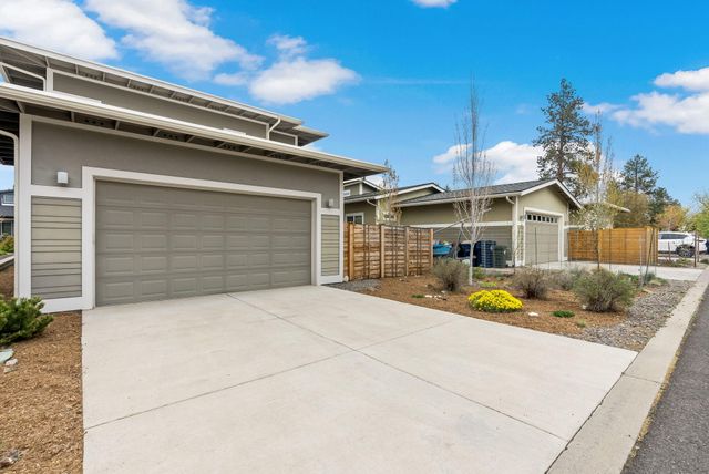 63373 Milestone Drive, Bend, OR 97703