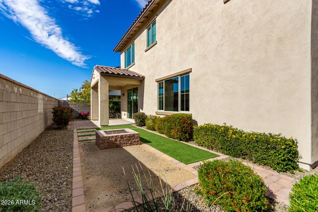 9243 E SECTOR Drive, Mesa, AZ 85212