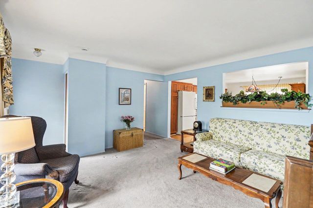 6181 N Bankle Court, Dearborn Heights, MI 48127