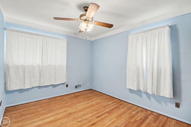 6181 N Bankle Court, Dearborn Heights, MI 48127