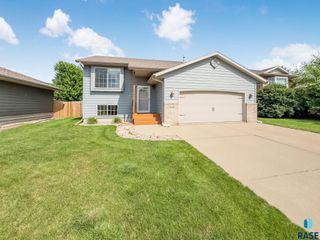 4700 S Vista Park Ave, Sioux Falls, SD 57106