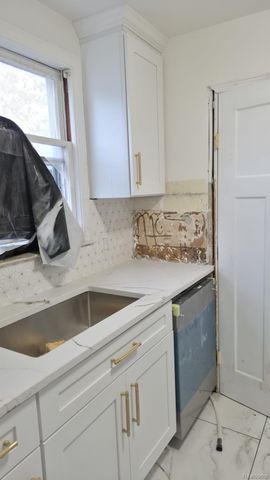 826 Etowah Avenue, Royal Oak, MI 48067