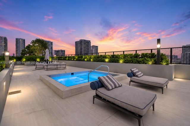 1400 Biscayne Boulevard 804, Miami, FL 33132