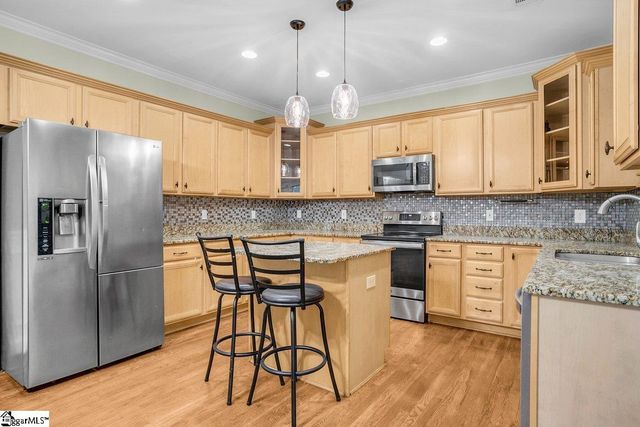 67 Devonhall Way, Taylors, SC 29687