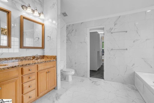67 Devonhall Way, Taylors, SC 29687