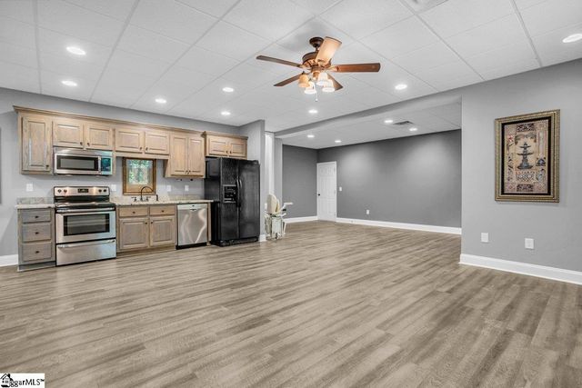 67 Devonhall Way, Taylors, SC 29687