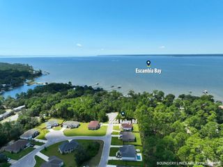 5564 Kailey Rd, Milton, FL 32583