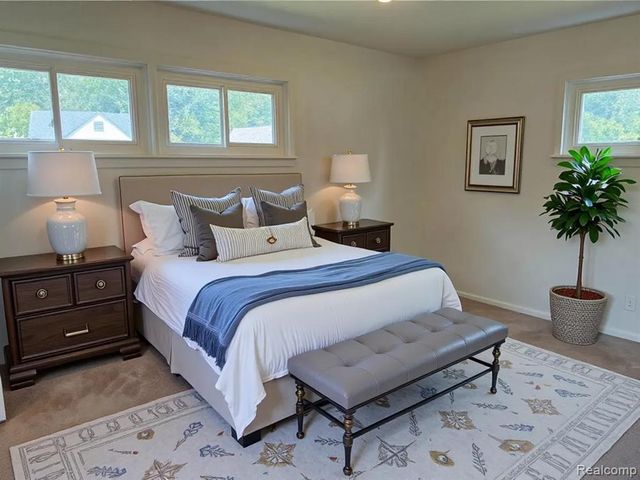 32223 Woodbrook Drive, Wayne, MI 48184