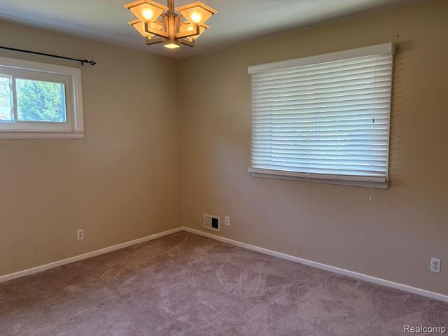 32223 Woodbrook Drive, Wayne, MI 48184