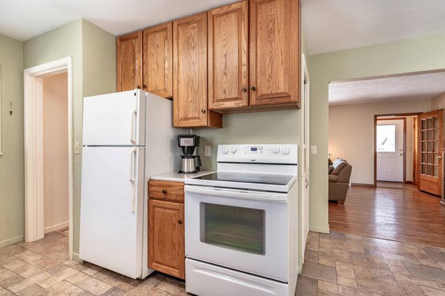 410 E Saint Charles Avenue, Fergus Falls, MN 56537