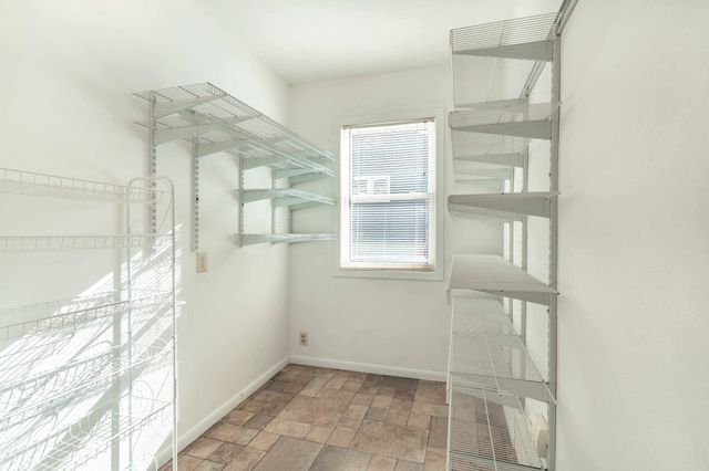 410 E Saint Charles Avenue, Fergus Falls, MN 56537