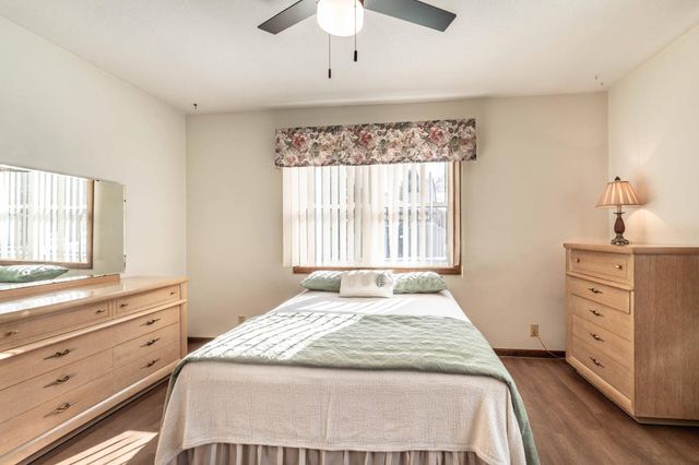 410 E Saint Charles Avenue, Fergus Falls, MN 56537