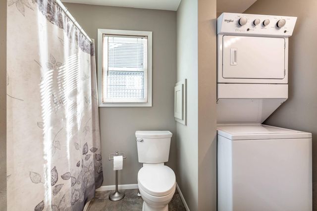 410 E Saint Charles Avenue, Fergus Falls, MN 56537