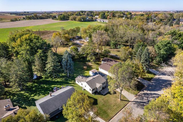 410 E Saint Charles Avenue, Fergus Falls, MN 56537