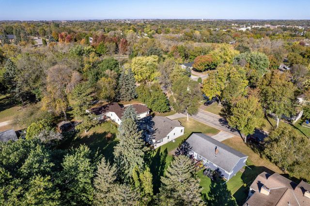 410 E Saint Charles Avenue, Fergus Falls, MN 56537