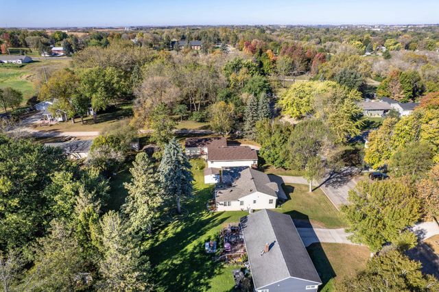 410 E Saint Charles Avenue, Fergus Falls, MN 56537