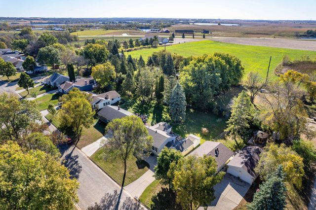 410 E Saint Charles Avenue, Fergus Falls, MN 56537