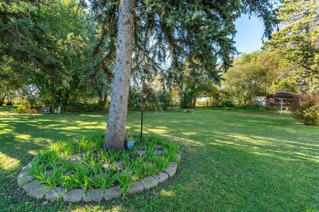 410 E Saint Charles Avenue, Fergus Falls, MN 56537