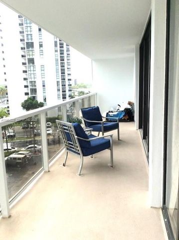 3701 N Country Club Drive 504, Aventura, FL 33180