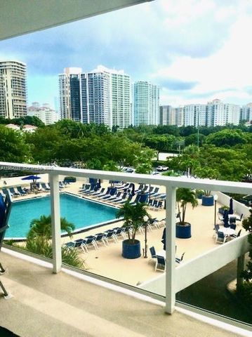 3701 N Country Club Drive 504, Aventura, FL 33180