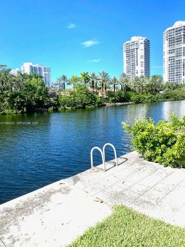 3701 N Country Club Drive 504, Aventura, FL 33180