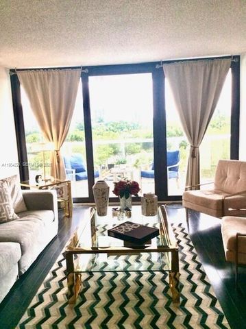 3701 N Country Club Drive 504, Aventura, FL 33180