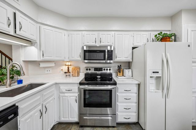 777 Custer Road 9-4, Richardson, TX 75080